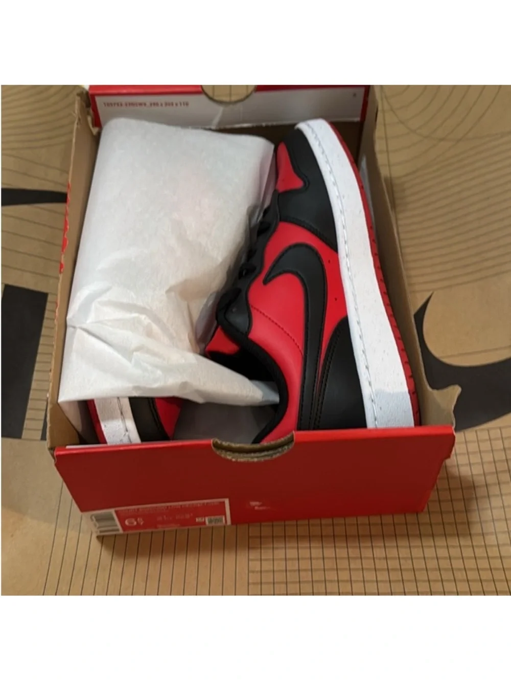 Nike kids low